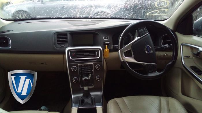 Volvo S60 II 1.6 T3 16V Sloopvoertuig (2011, Blauw)