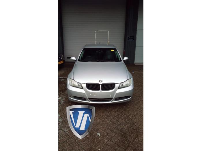 BMW 3 serie 325i 24V Sloopvoertuig (2005, Metallic, Zilver)