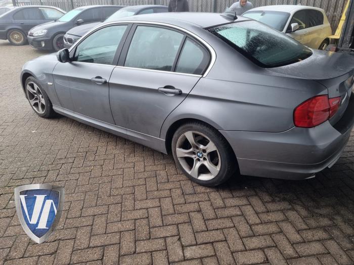 BMW 3 serie 320i 16V Sloopvoertuig (2011, Grijs)