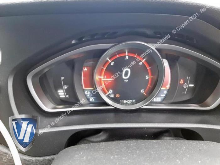 Volvo V40 2.0 D4 16V Sloopvoertuig (2015, Metallic, Helder, Zilver)