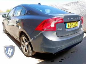 Volvo S60 II 2.0 D4 16V Sloopvoertuig (2016, Grijs)