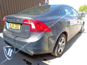 Volvo S60 II 2.0 D4 16V Sloopvoertuig (2016, Grijs)