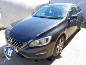 Volvo S60 II 2.0 D4 16V Sloopvoertuig (2016, Grijs)