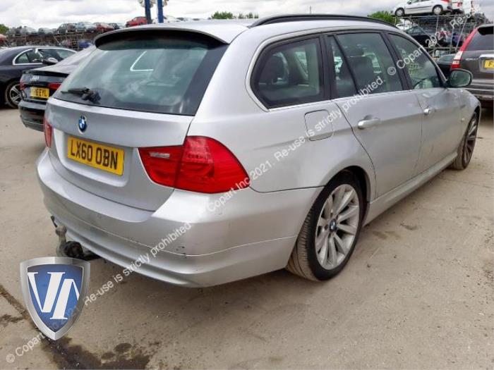 BMW 3 serie Touring 320i 16V Sloopvoertuig (2010, Zilver)