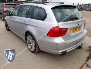 BMW 3 serie Touring 320i 16V Sloopvoertuig (2010, Zilver)