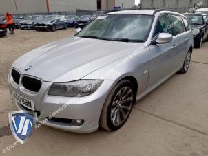BMW 3 serie Touring 320i 16V Sloopvoertuig (2010, Zilver)