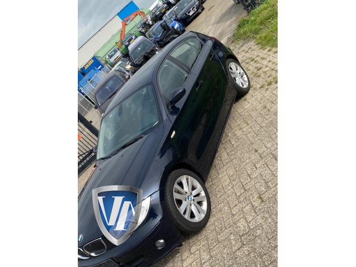 BMW 1 serie 120i 16V Sloopvoertuig (2006, Blauw)
