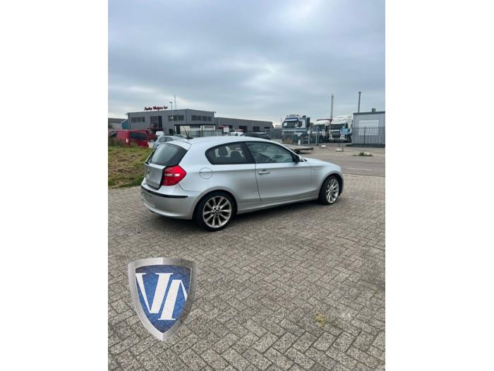 BMW 1 serie 116i 1.6 16V Sloopvoertuig (2008, Titanium, Metallic, Zilvergrijs)