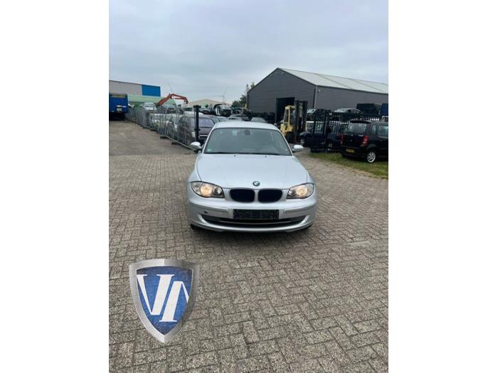 BMW 1 serie 116i 1.6 16V Sloopvoertuig (2008, Titanium, Metallic, Zilvergrijs)
