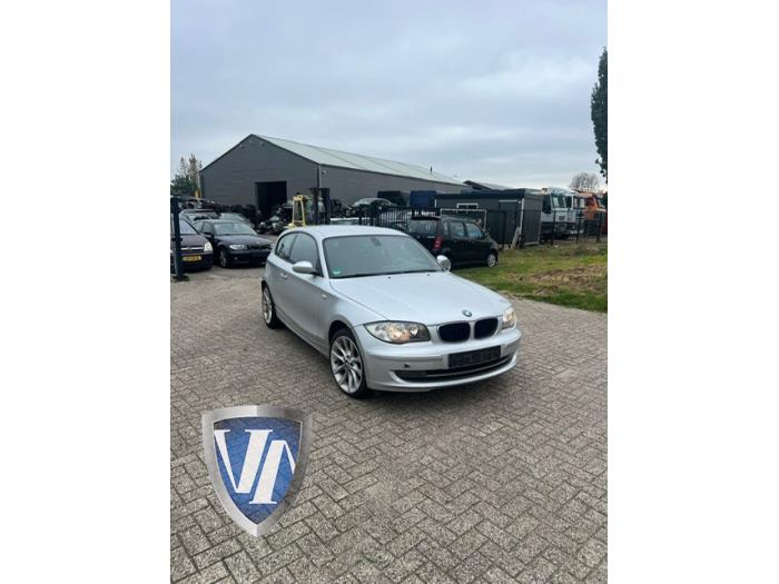 BMW 1 serie 116i 1.6 16V Sloopvoertuig (2008, Titanium, Metallic, Zilvergrijs)