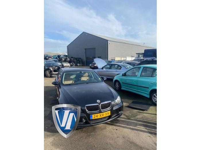 BMW 3 serie Touring 318i 16V Sloopvoertuig (2007, Zwart)