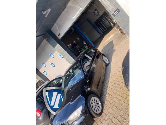 BMW 1 serie 118i 16V Sloopvoertuig (2009, Zwart)