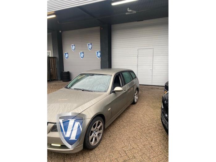 BMW 3 serie Touring 320i 16V Sloopvoertuig (2008, Metallic, Brons)
