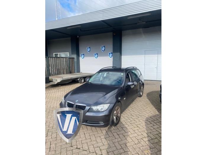 BMW 3 serie Touring 318i 16V Sloopvoertuig (2010, Metallic, Grafiet)