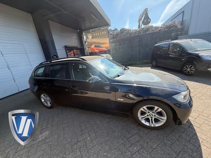 BMW 3 serie Touring 325i 24V Sloopvoertuig (2007, Metallic, Zwart, Saffierblauw, Saffierzwart)