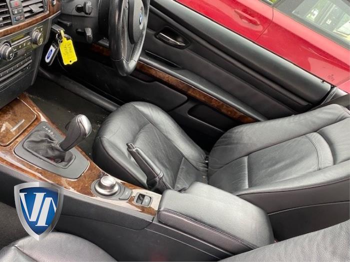 BMW 3 serie 325i 24V Sloopvoertuig (2010, Metallic, Blauw)