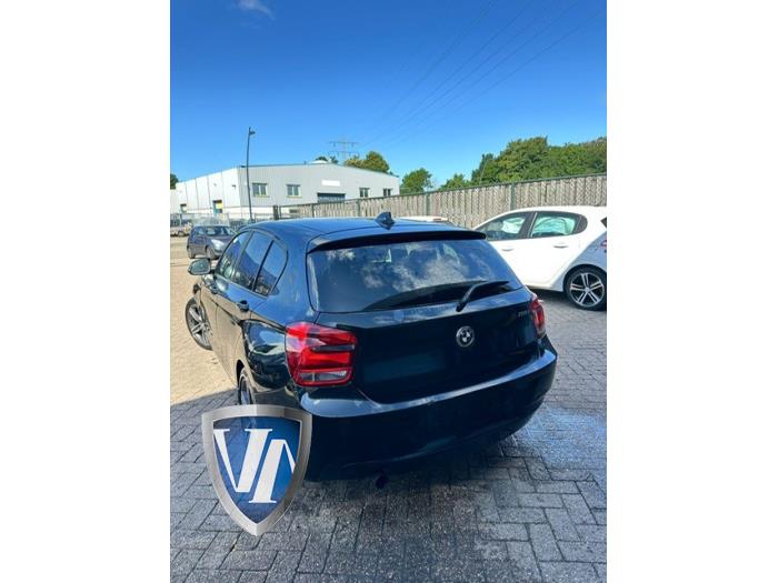 BMW 1 serie 116i 1.6 16V Sloopvoertuig (2012, Metallic, Zwart, Saffierblauw, Saffierzwart)