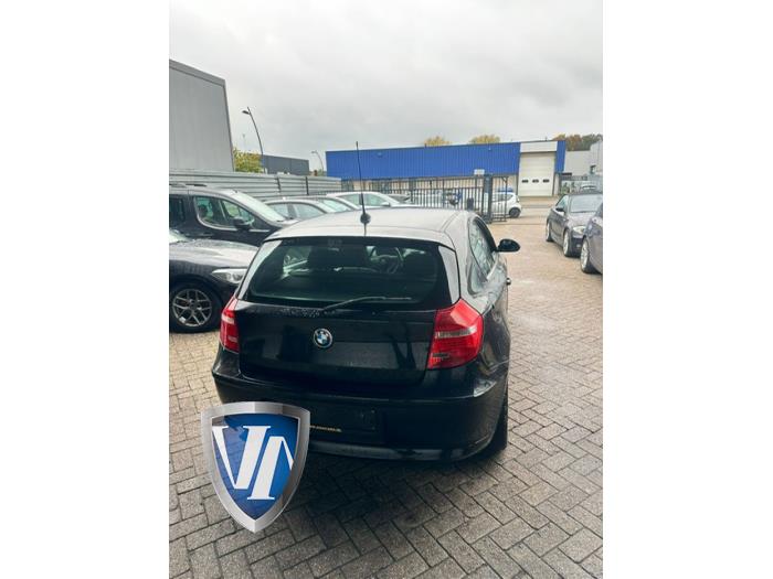 BMW 1 serie 116i 1.6 16V Sloopvoertuig (2008, Zwart)