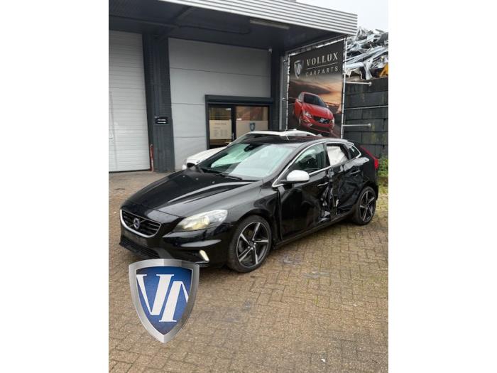Volvo V40 2.0 D2 16V Sloopvoertuig (2016, Zwart)