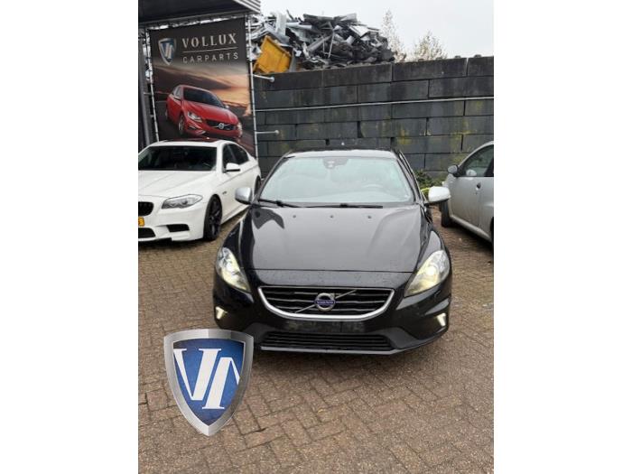 Volvo V40 2.0 D2 16V Sloopvoertuig (2016, Zwart)