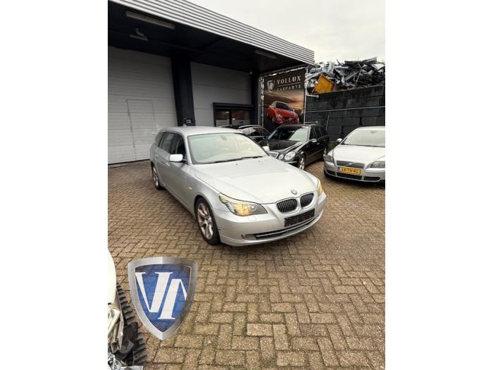 BMW 5 serie Touring 525i 24V Sloopvoertuig (2009, Titanium, Metallic, Zilver)