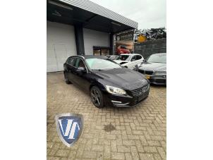 Volvo V60 I 2.4 D6 20V Plug-in Hybrid AWD  (Sloop)