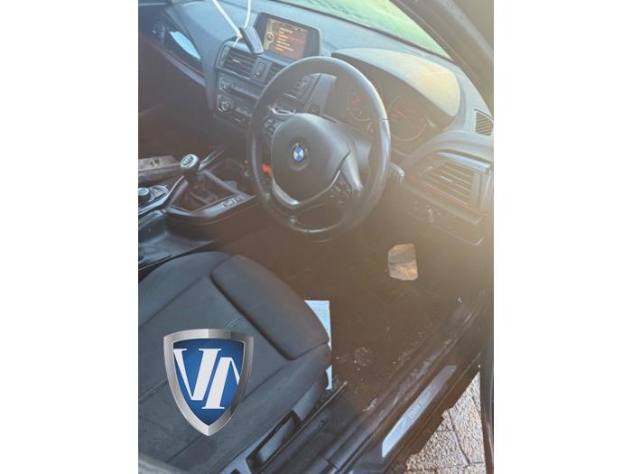 BMW 1 serie 120i 1.6 16V Sloopvoertuig (2013, Metallic, Zwart, Saffierblauw, Saffierzwart)