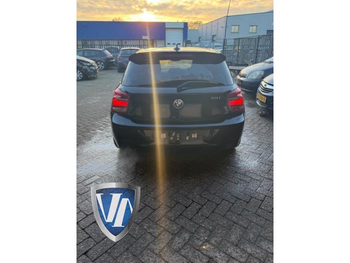 BMW 1 serie 120i 1.6 16V Sloopvoertuig (2013, Metallic, Zwart, Saffierblauw, Saffierzwart)