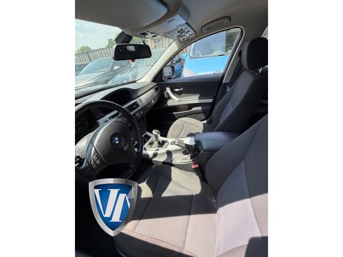 BMW 3 serie Touring 320i 16V Sloopvoertuig (2009, Metallic, Blauw)