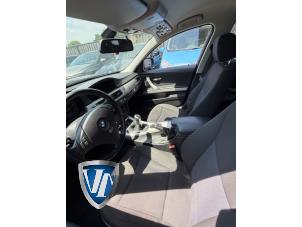 BMW 3 serie Touring 320i 16V Sloopvoertuig (2009, Metallic, Blauw)