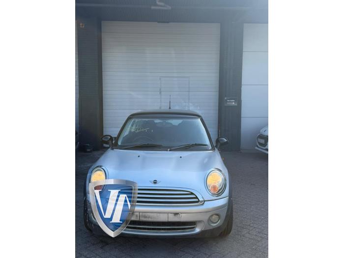 Mini Mini 1.6 16V Cooper Sloopvoertuig (2009, Metallic, Zilvergrijs)