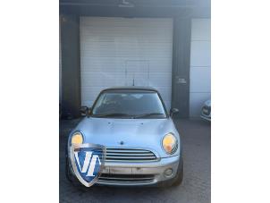 Mini Mini 1.6 16V Cooper Sloopvoertuig (2009, Metallic, Zilvergrijs)