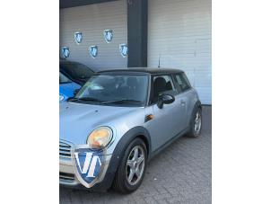 Mini Mini 1.6 16V Cooper Sloopvoertuig (2009, Metallic, Zilvergrijs)