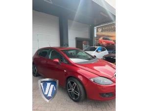 Seat Leon 2.0 TDI 16V Sloopvoertuig (2005, Metallic, Rood)