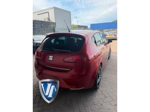 Seat Leon 2.0 TDI 16V Sloopvoertuig (2005, Metallic, Rood)