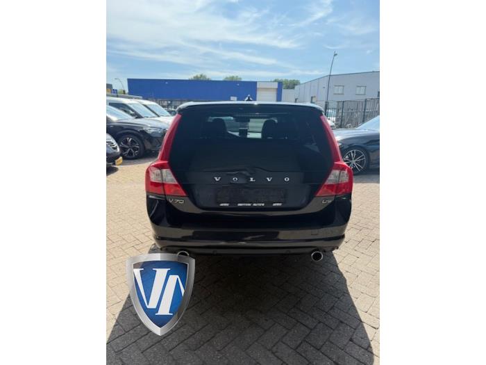 Volvo V70 2.4 D5 20V 205 Sloopvoertuig (2011, Zwart, Saffierblauw, Saffierzwart)