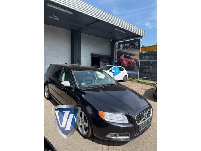 Volvo V70 2.4 D5 20V 205 Sloopvoertuig (2011, Zwart, Saffierblauw, Saffierzwart)