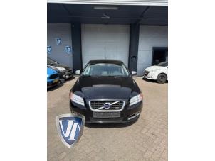 Volvo V70 2.4 D5 20V 205 Sloopvoertuig (2011, Zwart, Saffierblauw, Saffierzwart)