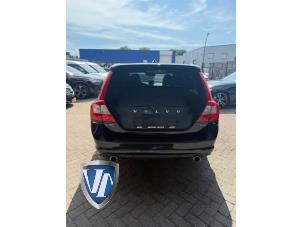 Volvo V70 2.4 D5 20V 205 Sloopvoertuig (2011, Zwart, Saffierblauw, Saffierzwart)