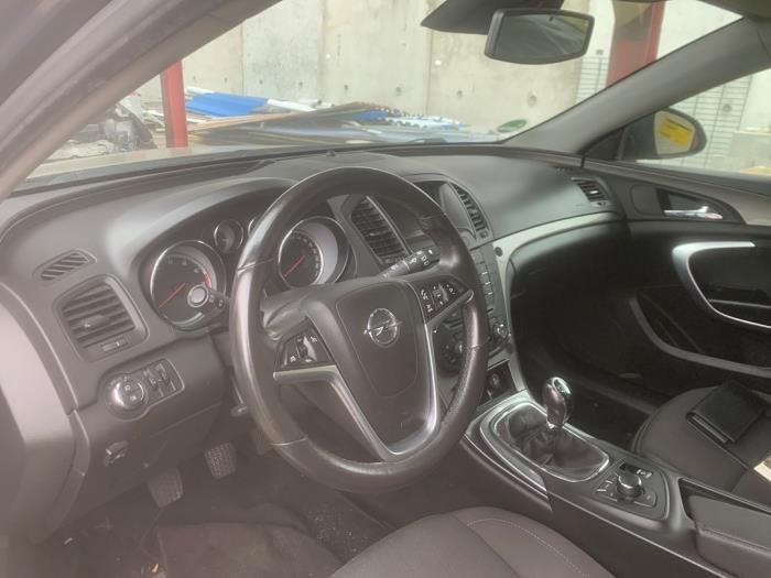 Opel Insignia Sports Tourer 1.8 16V Ecotec Sloopvoertuig (2009, Grijs)