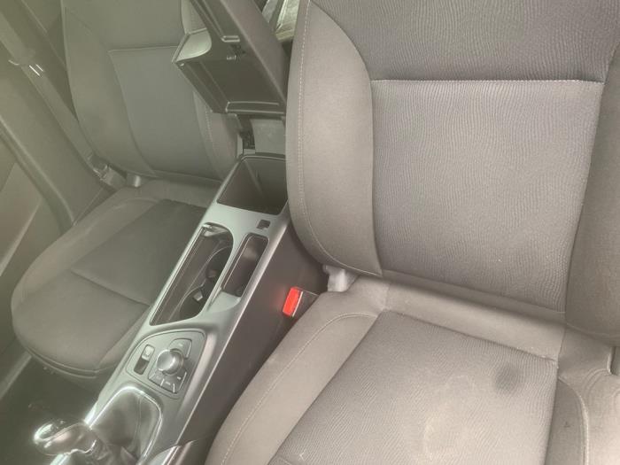 Opel Insignia Sports Tourer 1.8 16V Ecotec Sloopvoertuig (2009, Grijs)