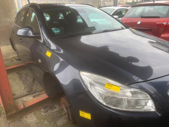 Opel Insignia Sports Tourer 1.8 16V Ecotec Sloopvoertuig (2009, Grijs)