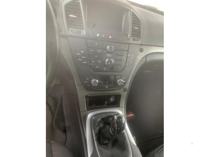 Opel Insignia Sports Tourer 1.8 16V Ecotec Sloopvoertuig (2009, Grijs)