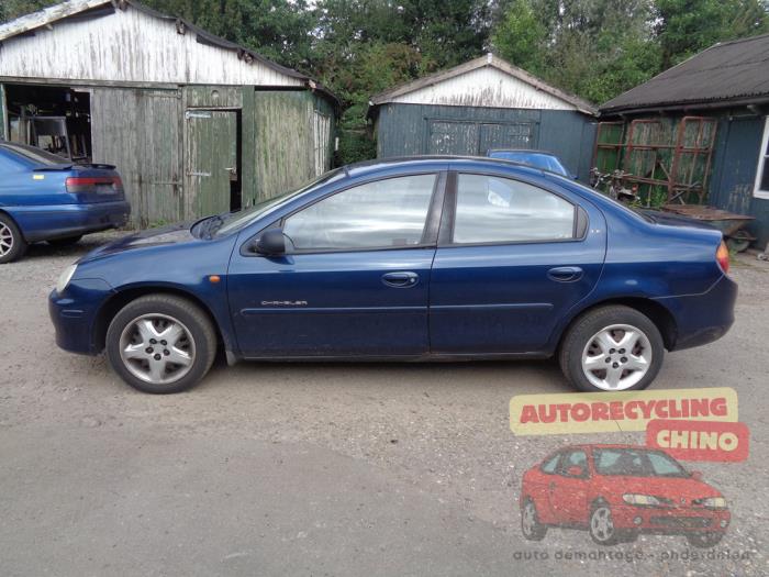Chrysler Neon II 2.0 16V LE,SE,CS,Sport Sloopvoertuig (2000, Blauw)