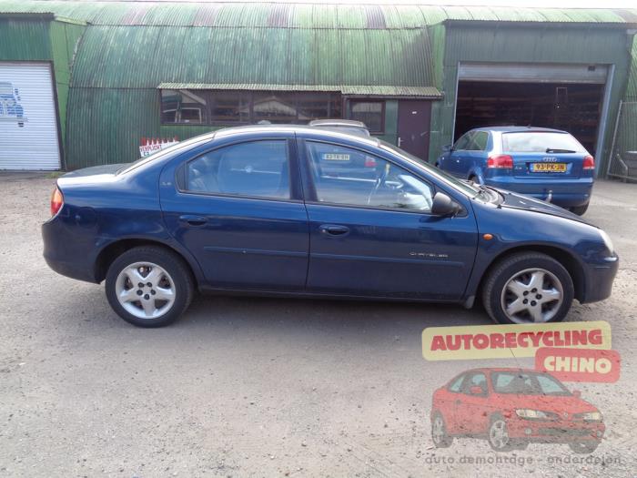 Chrysler Neon II 2.0 16V LE,SE,CS,Sport Sloopvoertuig (2000, Blauw)