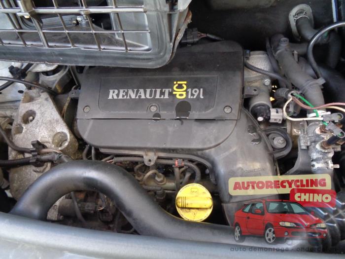 Renault Trafic New 1.9 dCi 82 16V Sloopvoertuig (2005, Wit)