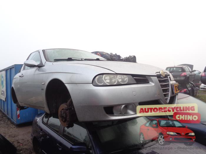 Alfa Romeo 156 1.6 Twin Spark 16V Sloopvoertuig (2004, Grijs)