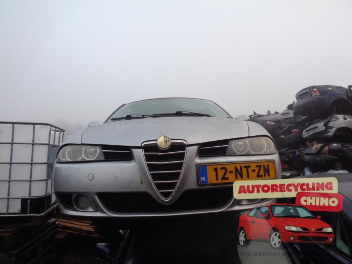 Alfa Romeo 156 1.6 Twin Spark 16V Sloopvoertuig (2004, Grijs)