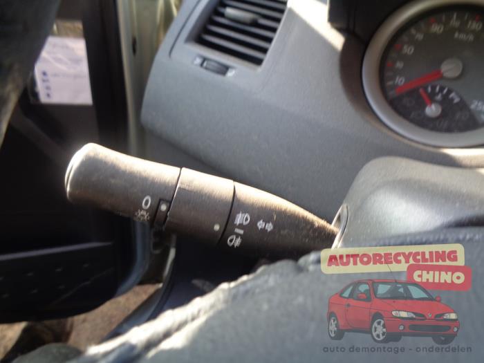 Renault Megane II 1.6 16V Autom. Sloopvoertuig (2003, Grijs)