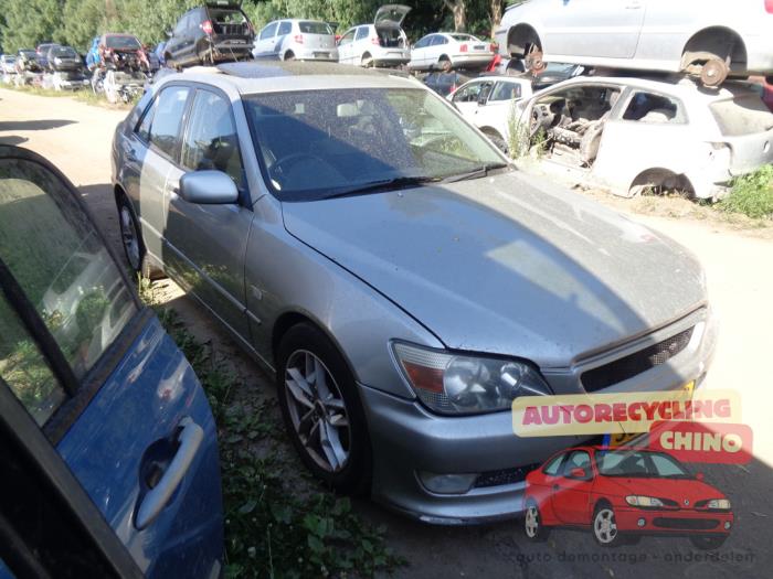 Lexus IS 200 2.0 24V Sloopvoertuig (2003, Grijs)